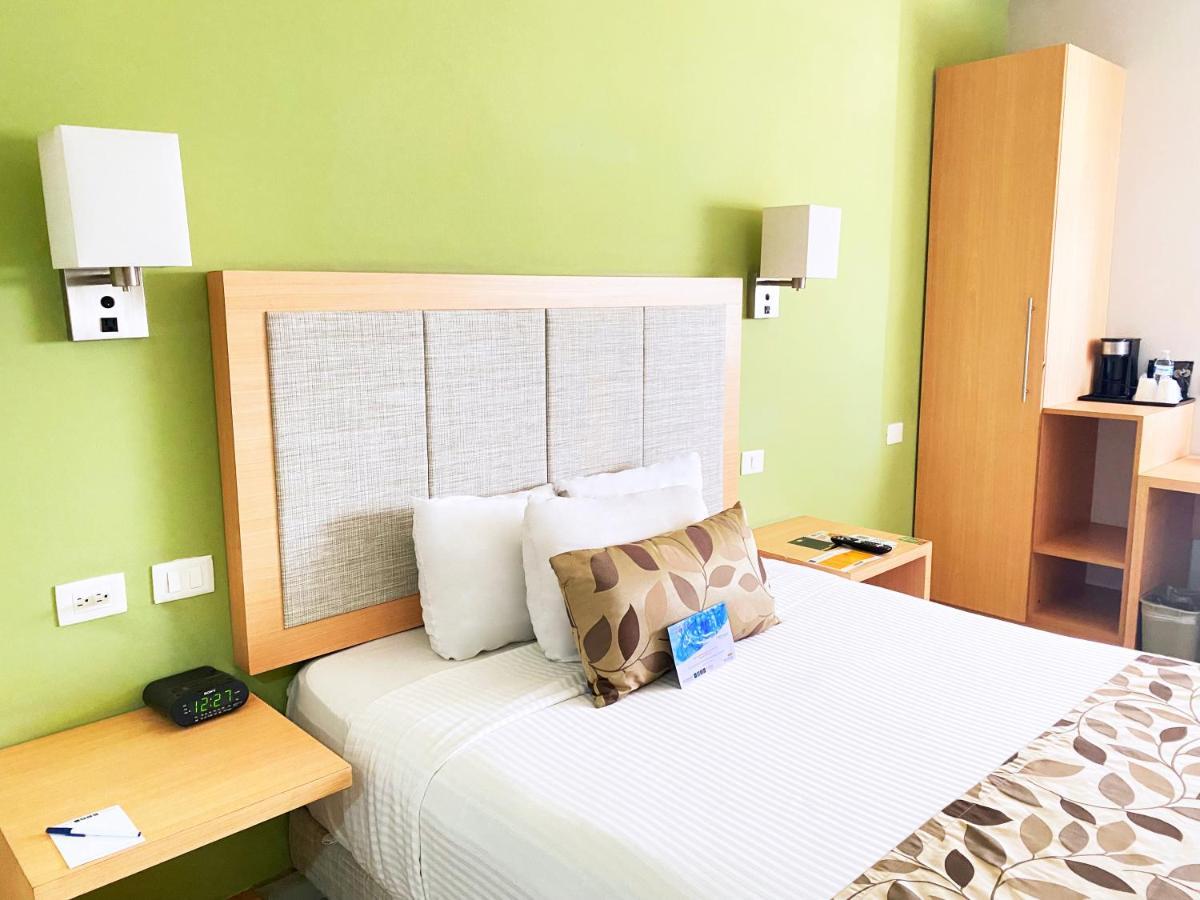 Sleep Inn Culiacán Esterno foto