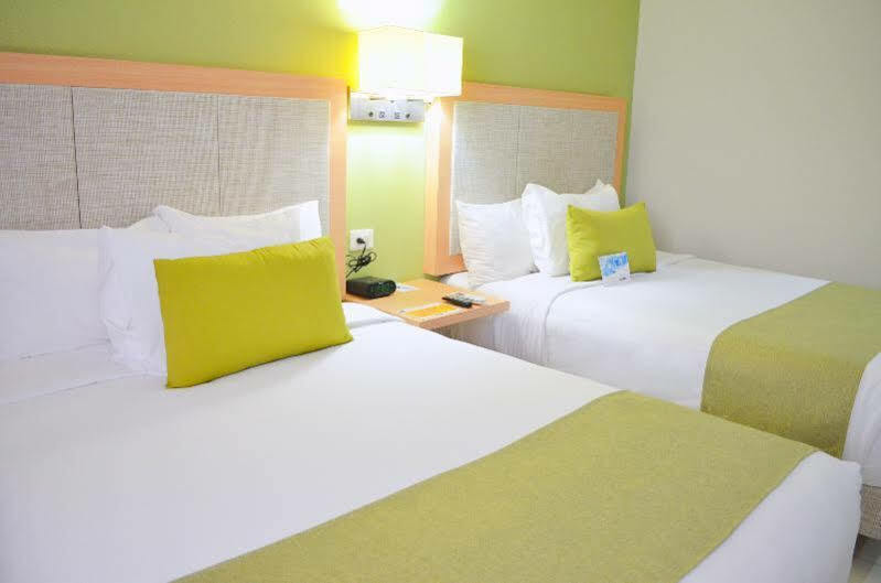 Sleep Inn Culiacán Esterno foto